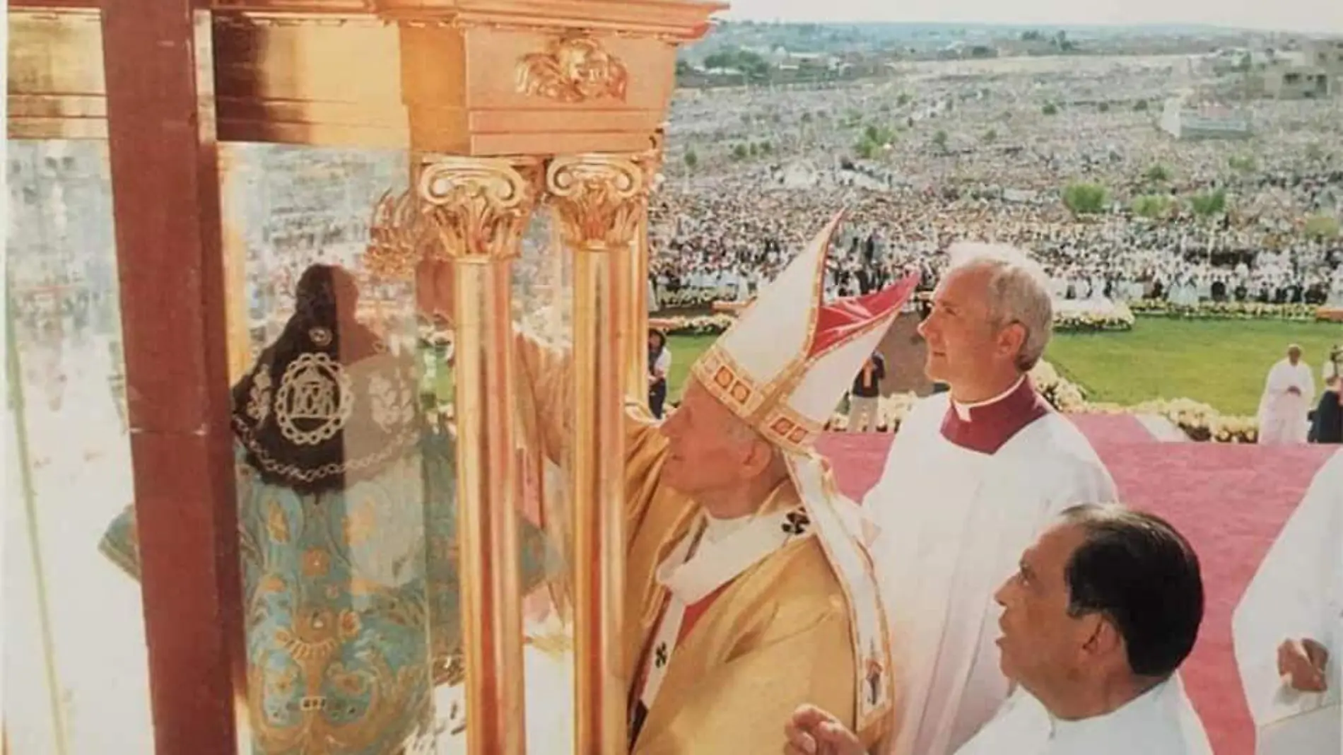 juan Pablo Segundo en San Juan de los Lagos 8 de Mayo 1990 3